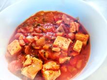 Beans with tomato polish style