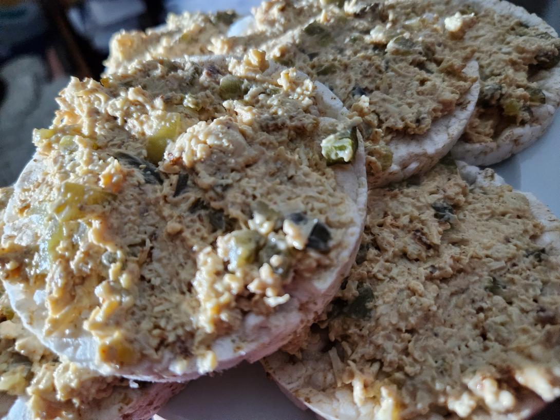 Brotaufstrich with Tofu